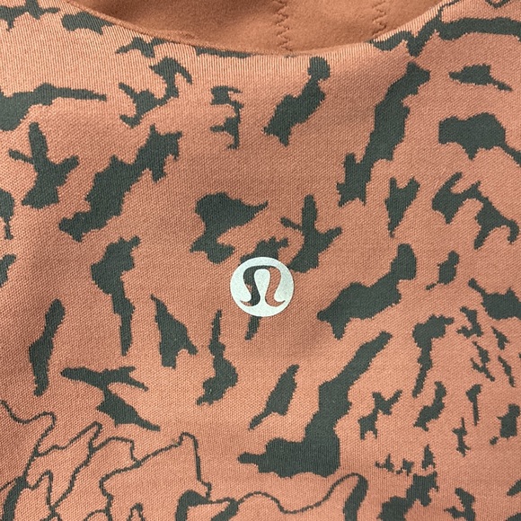 Lululemon Animal Print Crop Top - Picture 3 of 4